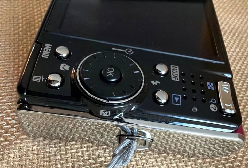 Nikon COOLPIX S51 Digital Cameras Black New Body Only