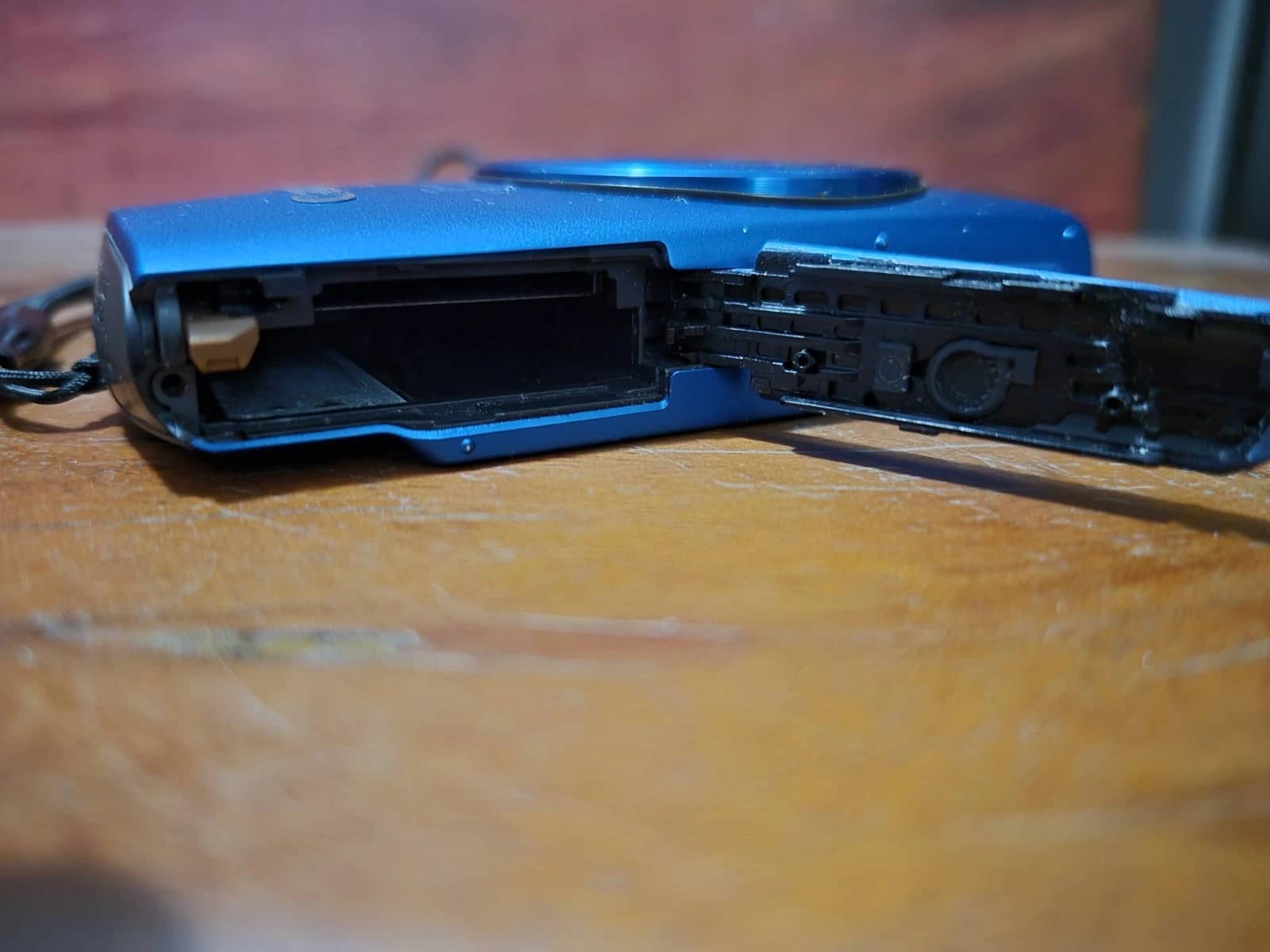Canon PowerShot ELPH 310 HS Digital Cameras Blue Used - Good Body Only