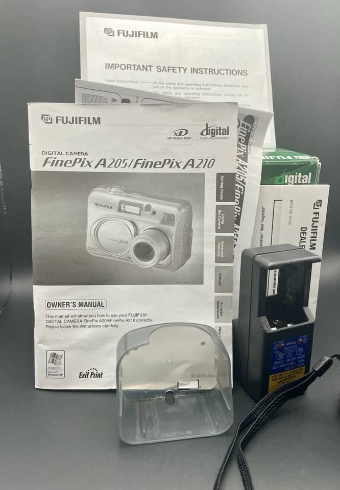 Fujifilm FinePix A Series A205 Digital Cameras Silver Open-Box Excellent Body Only