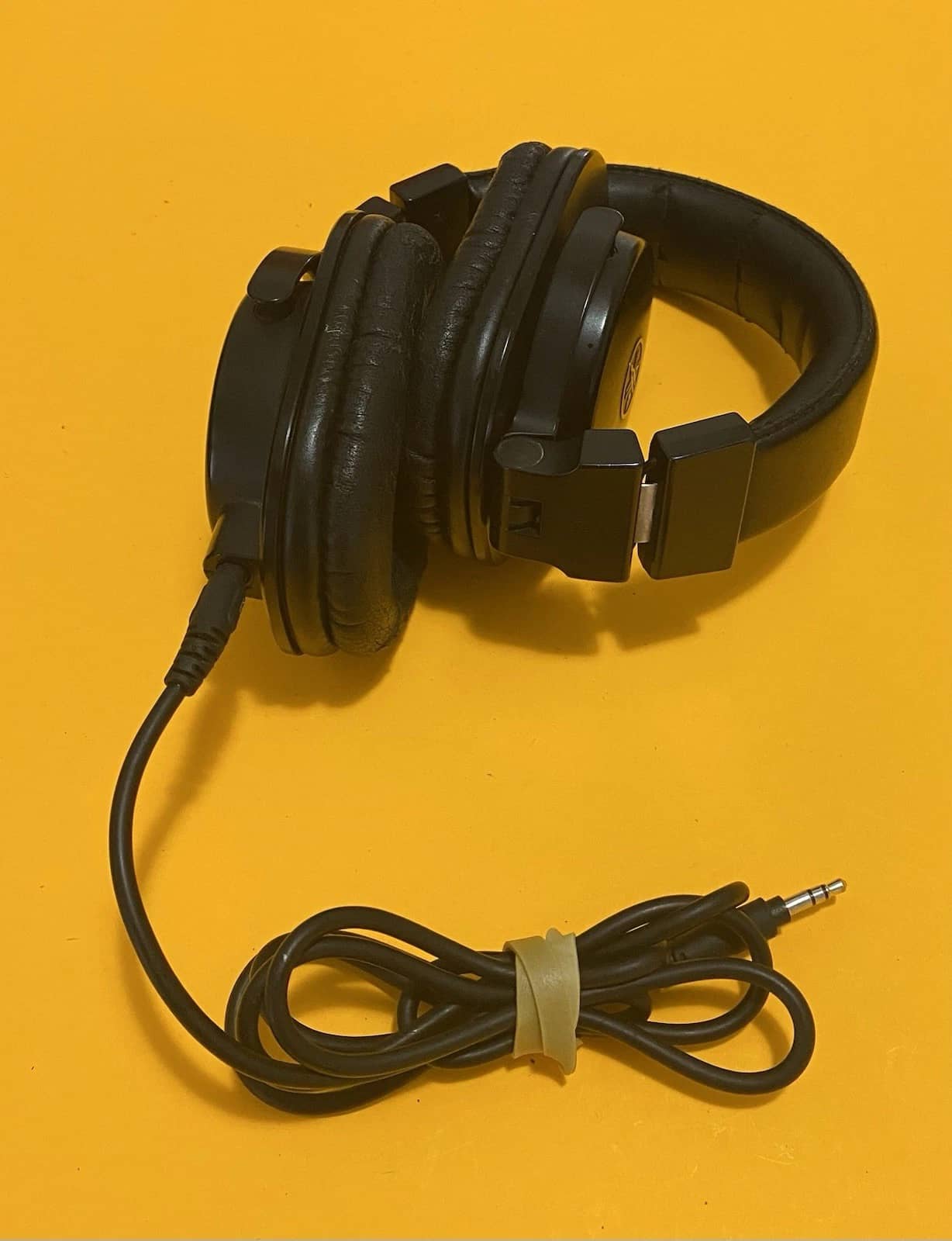 Yamaha HPH-MT5 Headphones & Earbuds Black New