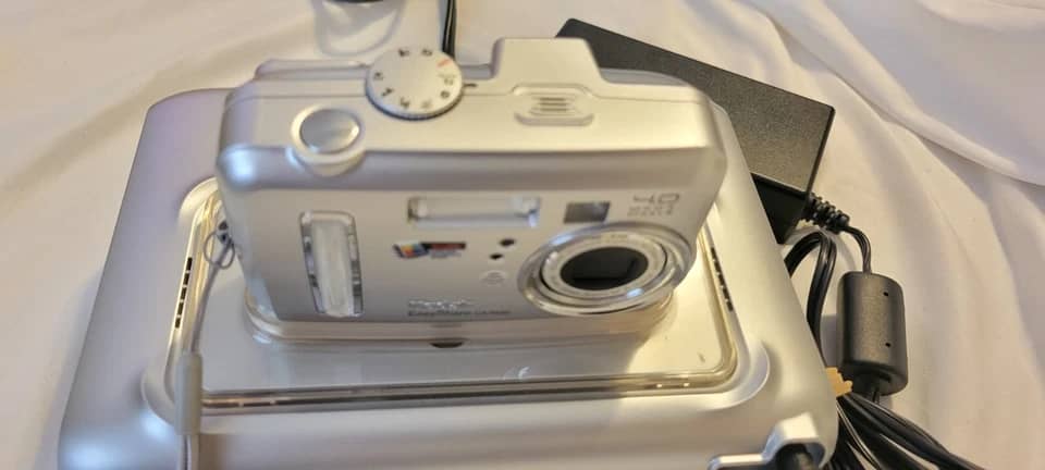 Kodak EasyShare CX7430 Digital Cameras Silver New Body Only