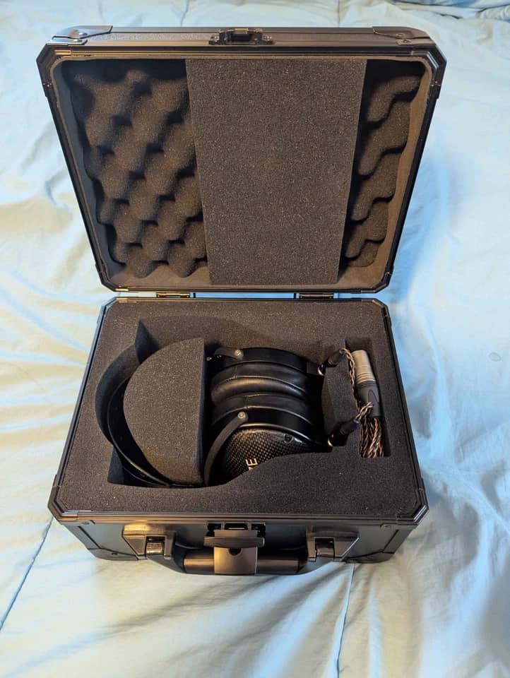 Audeze Audeze LCD-XC Headphones & Earbuds 