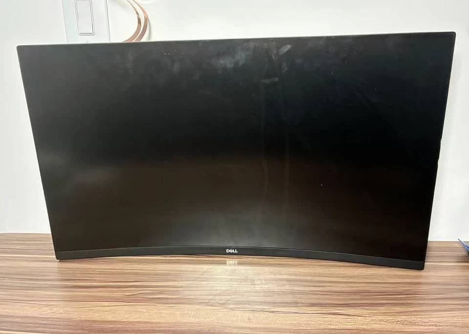 Dell S3221QS Monitors
