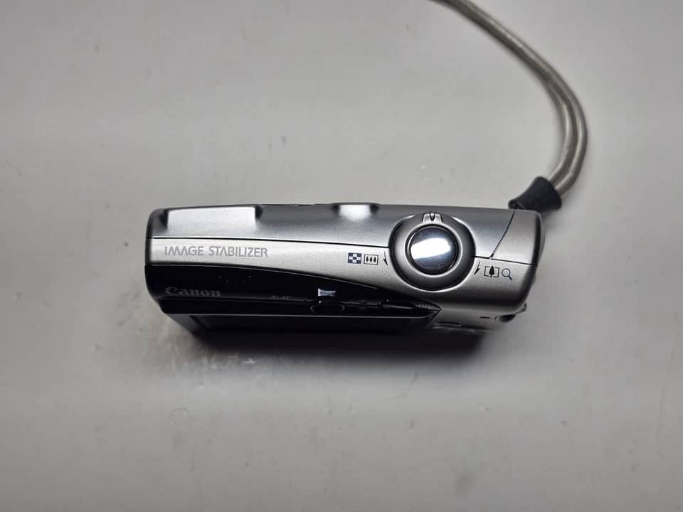 Canon PowerShot SD700 IS Digital Cameras Silver New Body Only