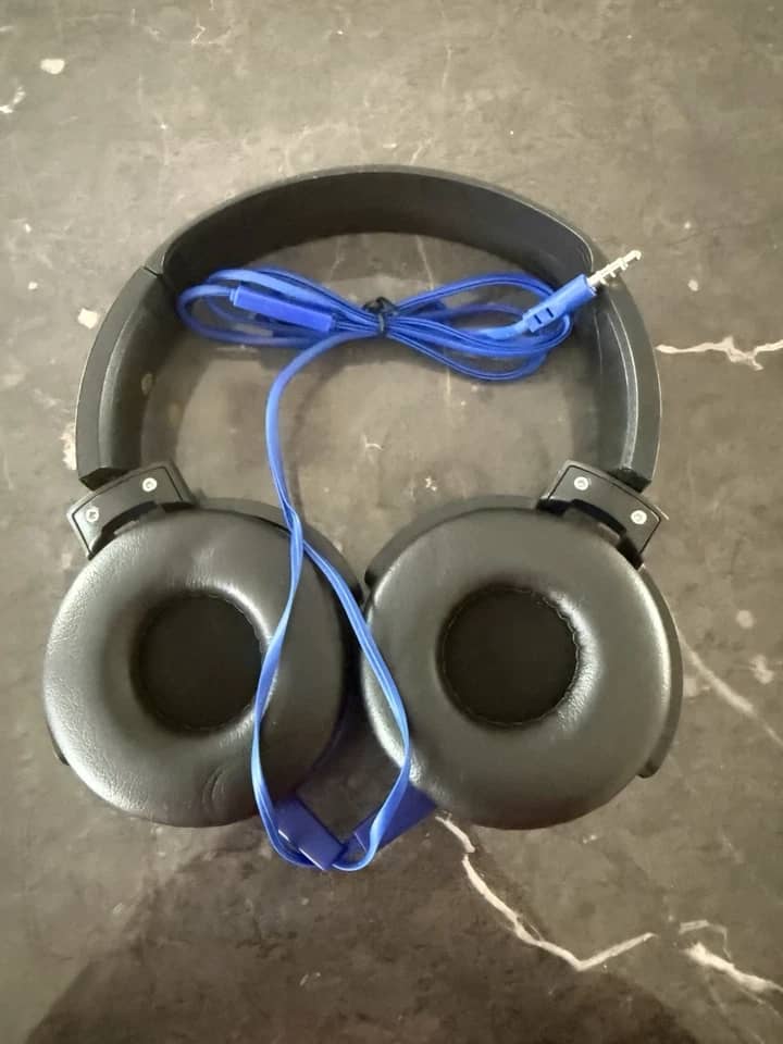 Sony MDR-XB450 Headphones & Earbuds Blue New