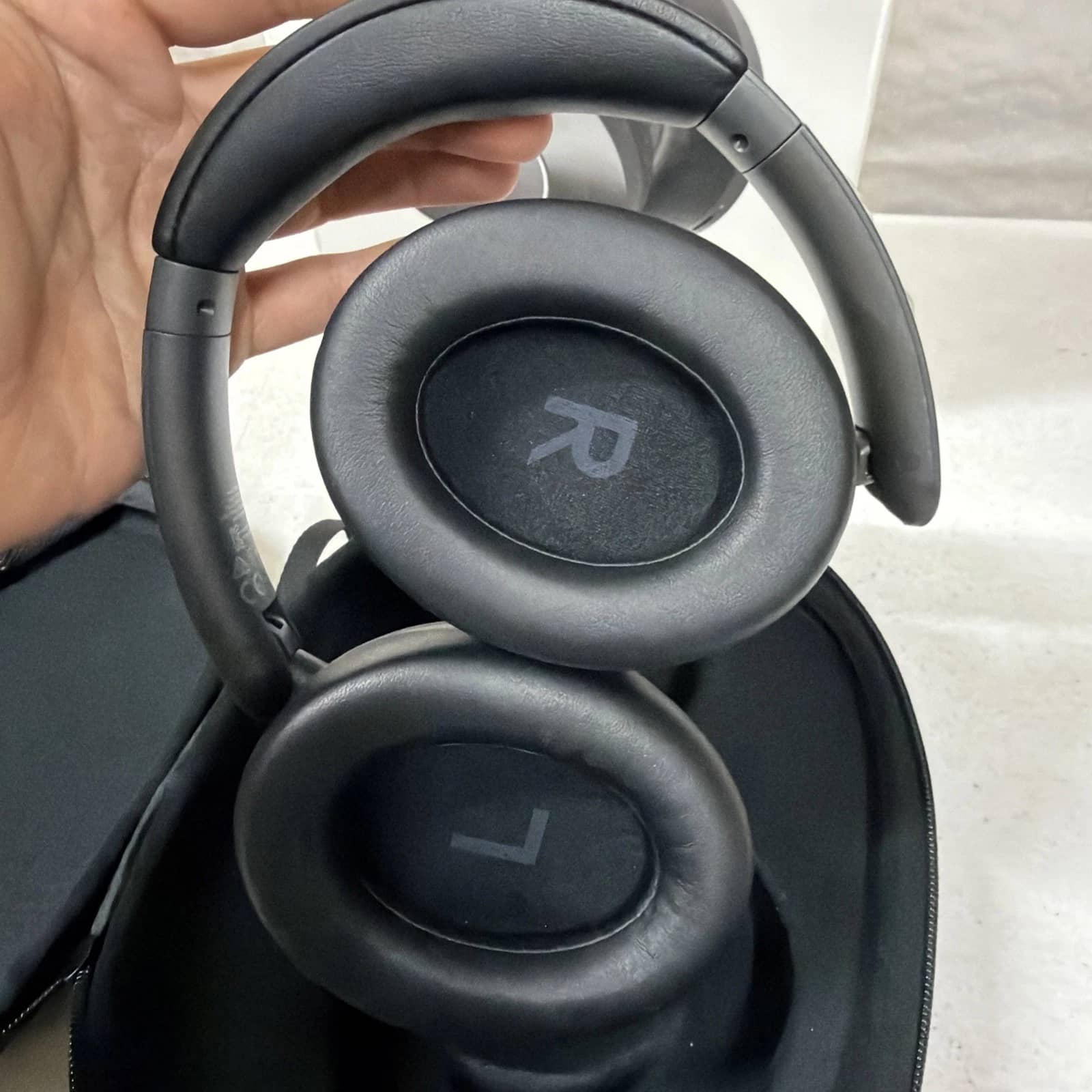 EarFun Wave Pro Headphones & Earbuds Black New