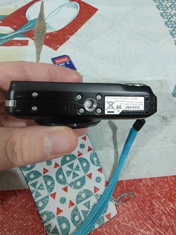 Fujifilm Z30 Digital Cameras