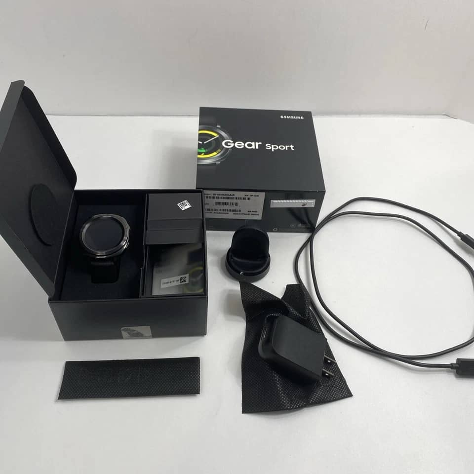 Samsung Samsung Gear Sport Smartwatches Black 46mm Open-Box Excellent