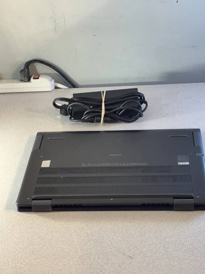 Dell Vostro 7620 Computers