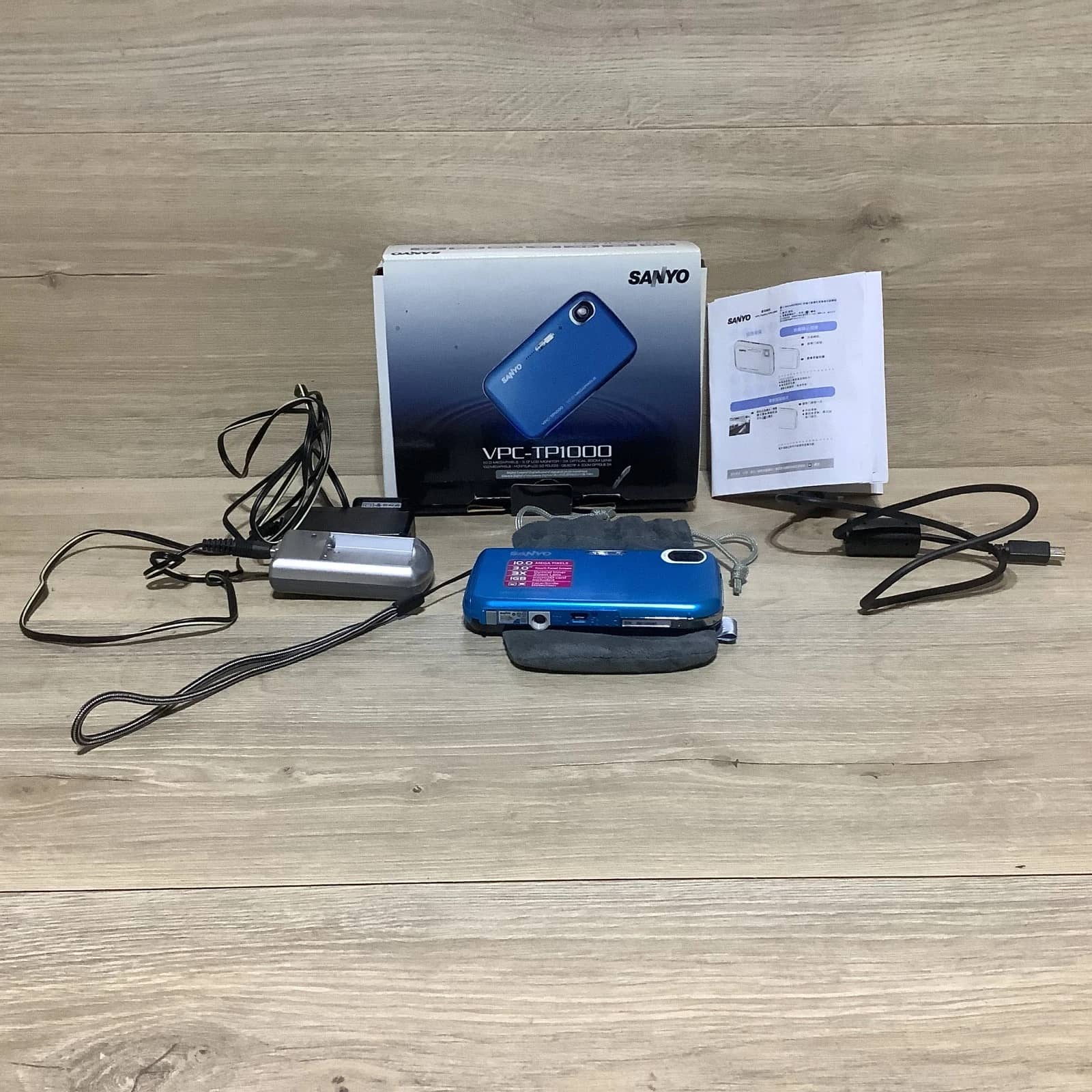 SANYO VPC TP1000 Digital Cameras Blue New Body Only