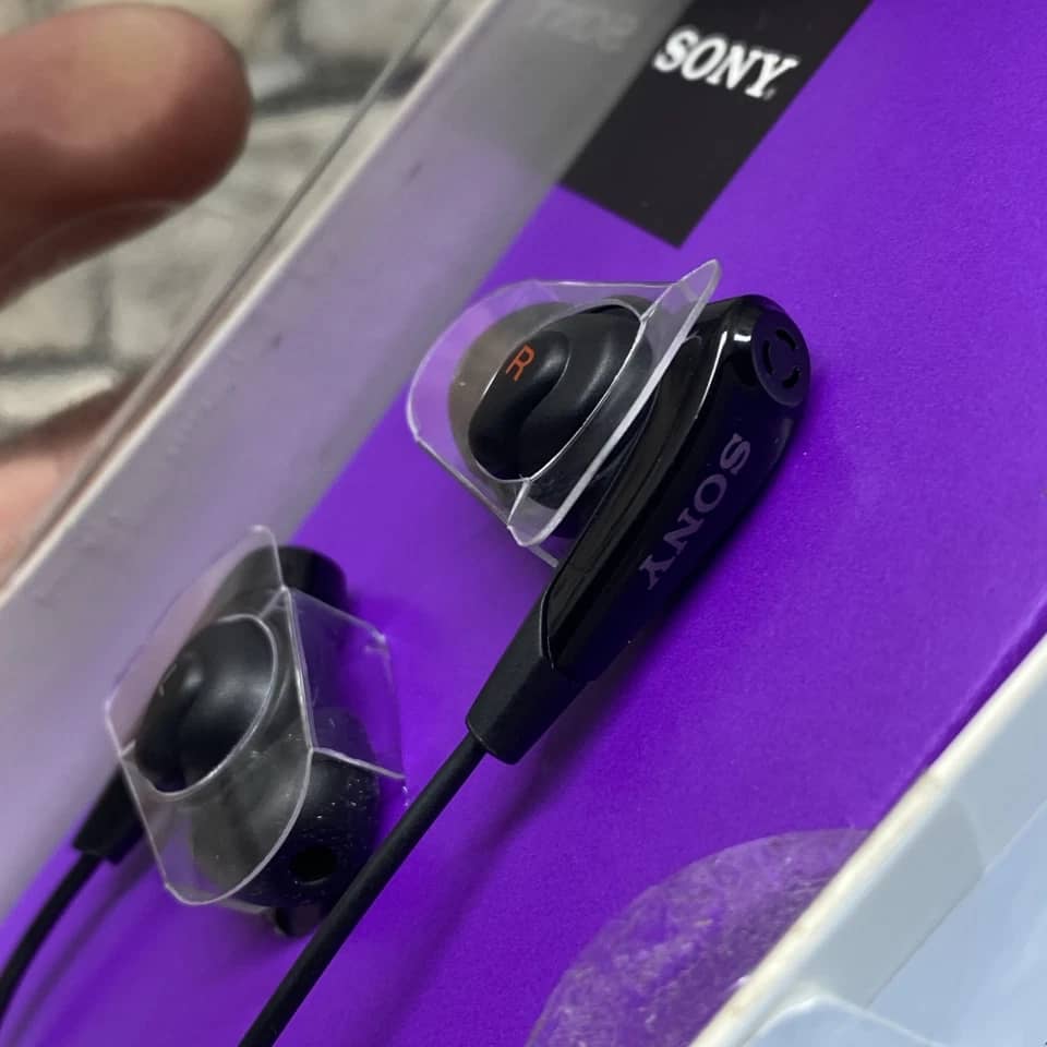 Sony MDR-NC31EM Headphones & Earbuds Black New
