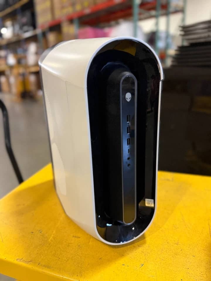 Dell Alienware Aurora R11 Computers
