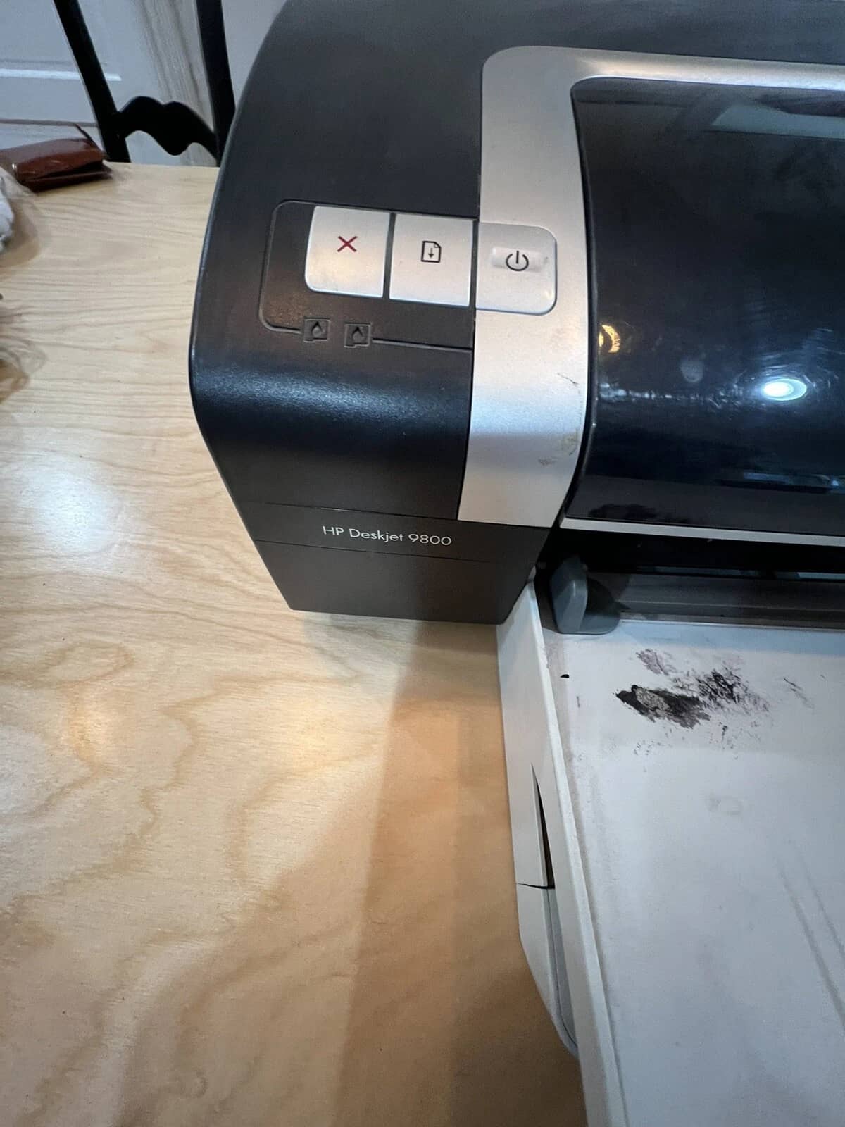 HP Deskjet 9800 - C8165A L Printers For parts or not working