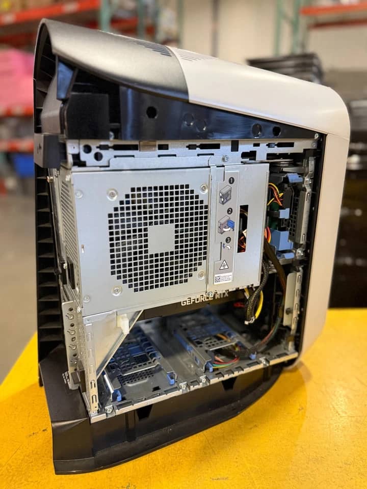 Dell Alienware Aurora R11 Computers