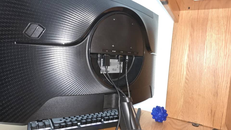 Samsung LC27G54TQW Monitors