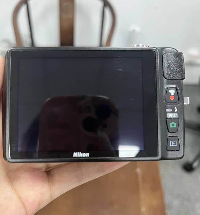 Nikon COOLPIX 4300 Digital Cameras Silver New Body Only