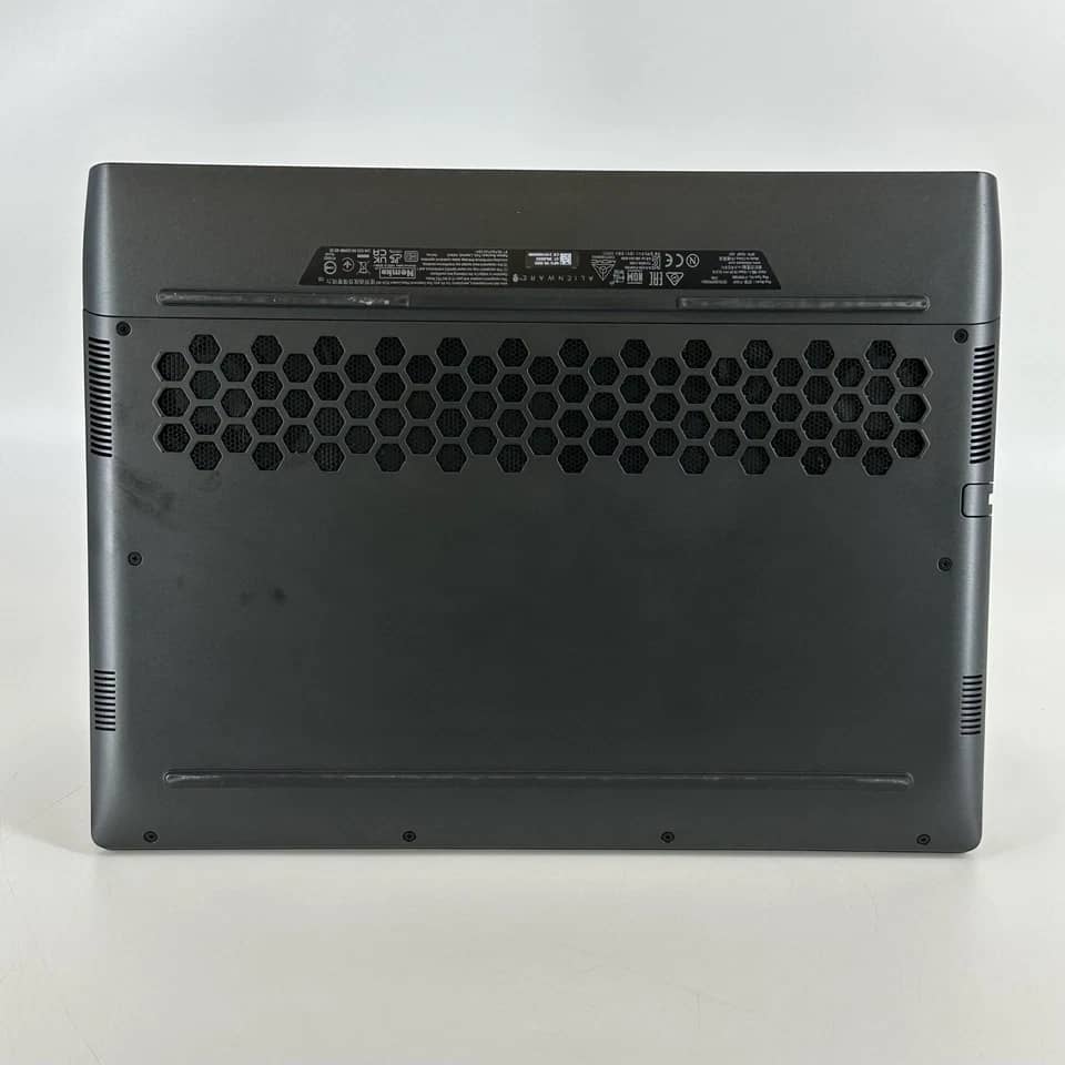 Dell Alienware m15 R7 Computers
