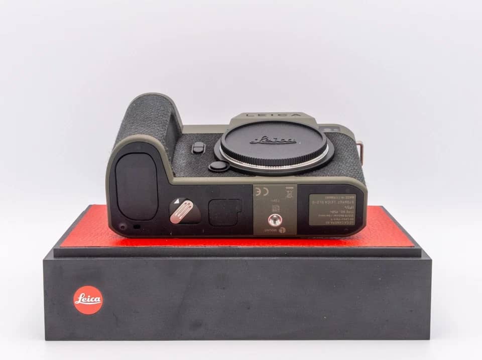 Leica SL2 Digital Cameras