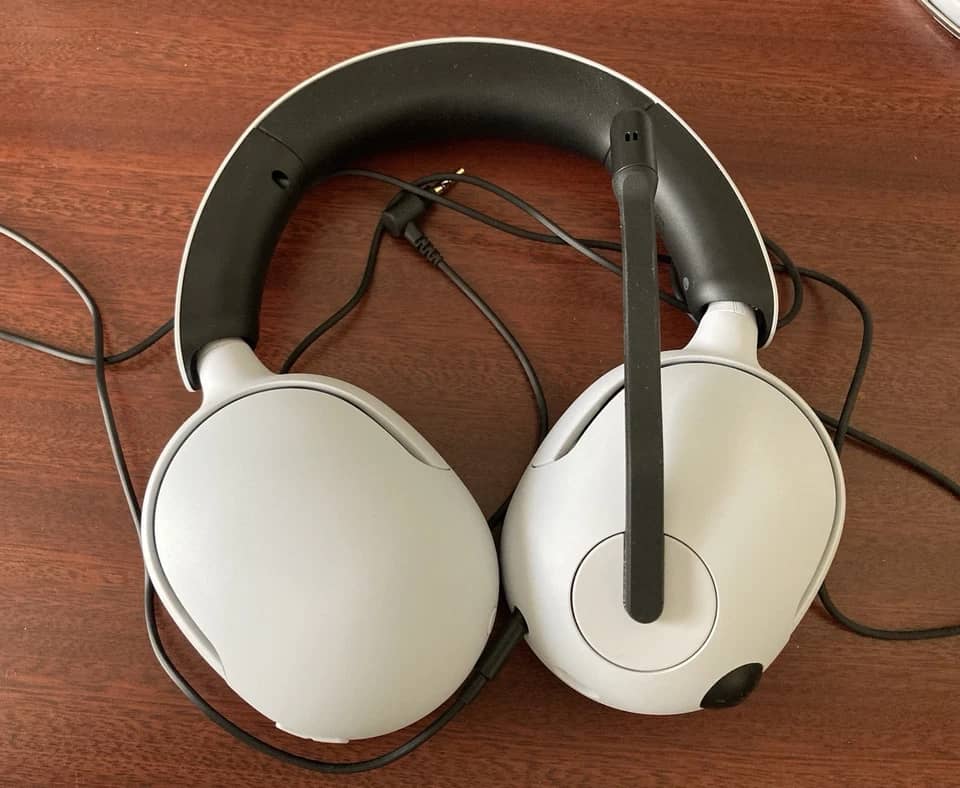 Sony Beoplay H5 Headphones & Earbuds 