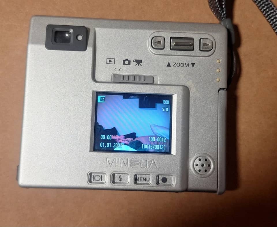 Minolta DiMAGE X Digital Cameras Silver Used - Good