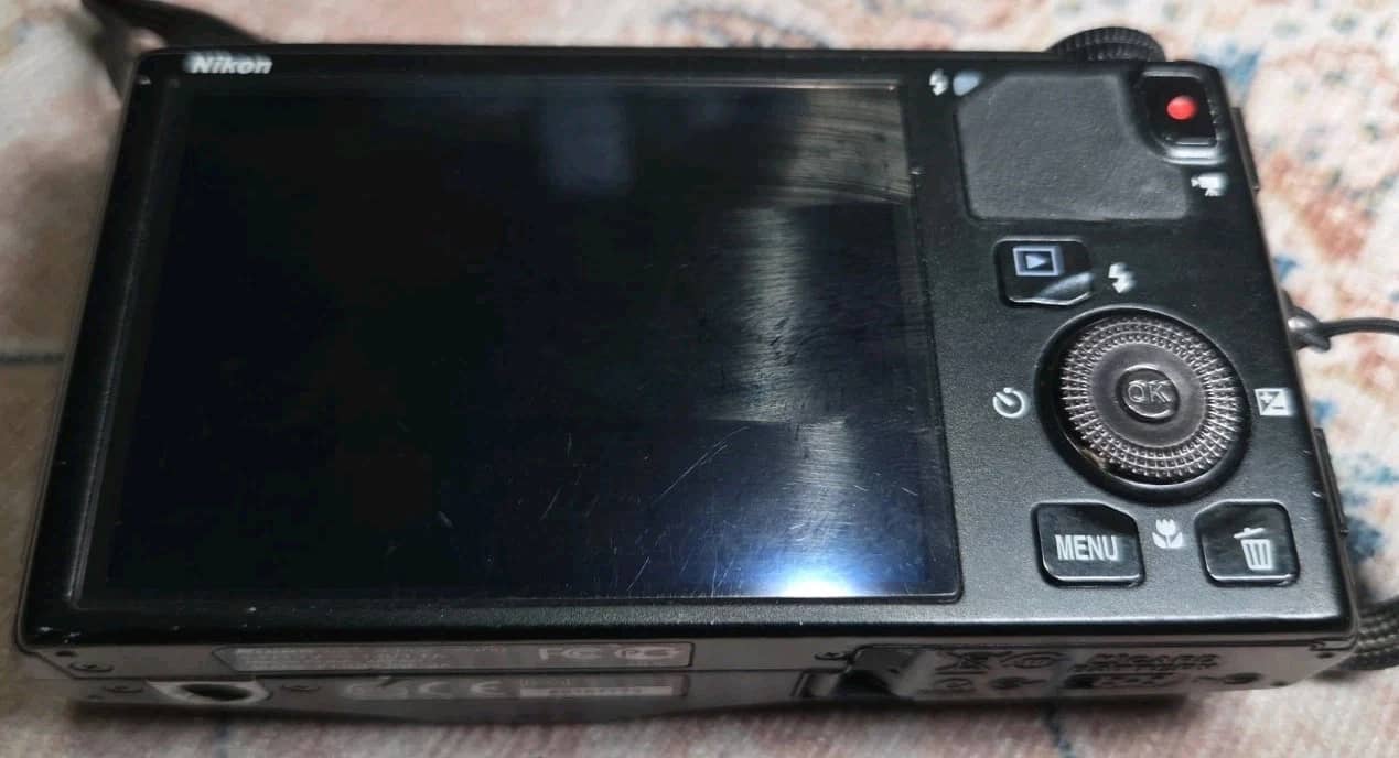 Nikon COOLPIX S9400 Digital Cameras Black New Body Only