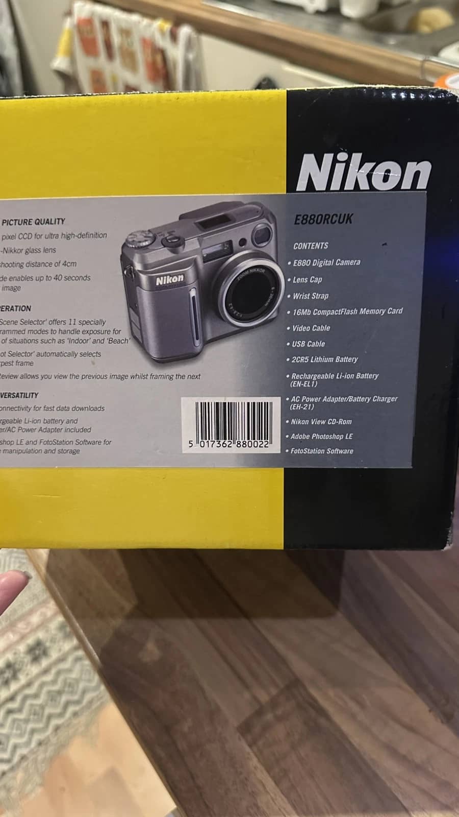 Nikon COOLPIX 880 Digital Cameras Silver Used - Good Body Only