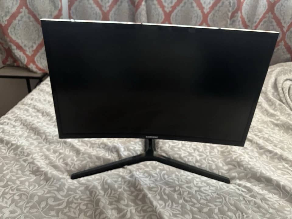 Samsung CRG50 Monitors