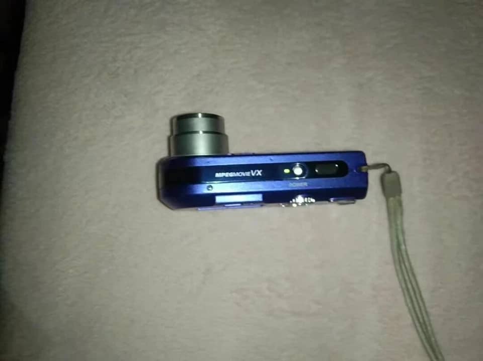 Sony Cyber-shot DSC-P100 Digital Cameras Silver New Body Only