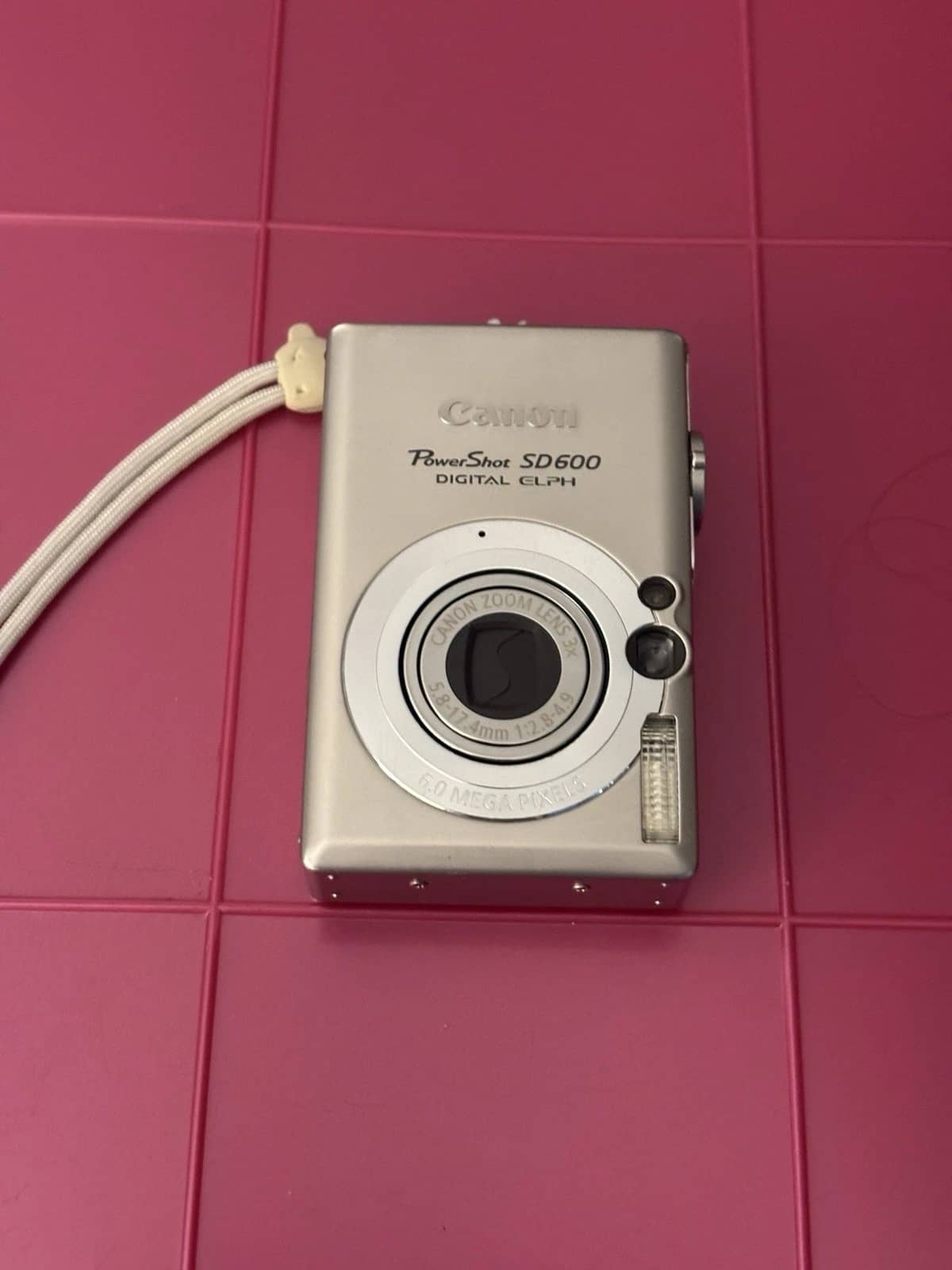 Canon PowerShot SD600 Digital Cameras Silver Open-Box Excellent Body Only