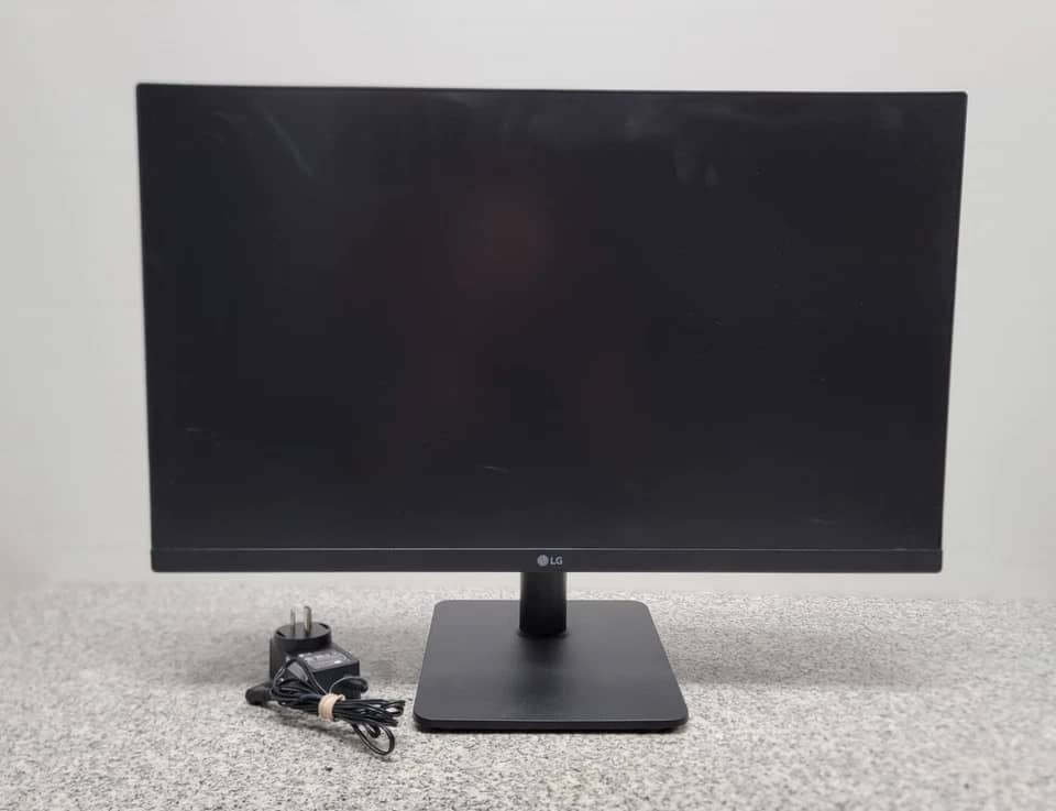 LG 24MS500 Monitors