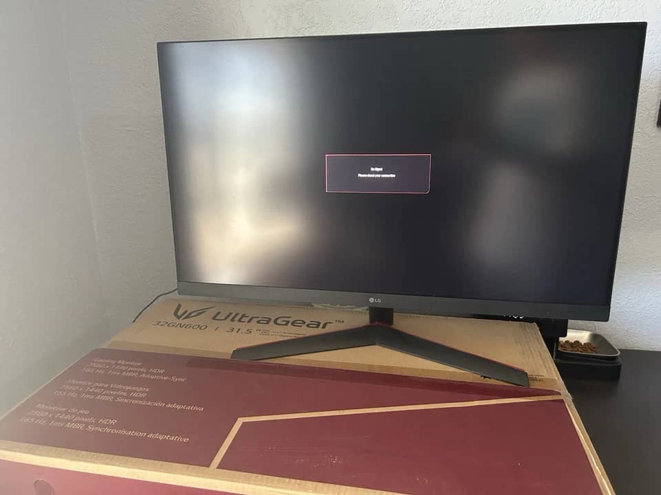 LG 32GN600 Monitors