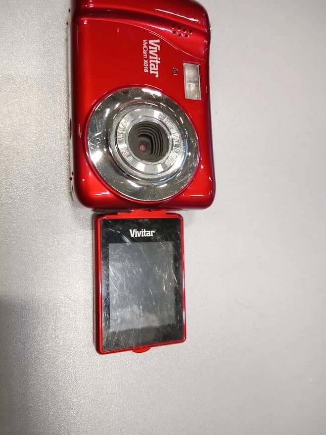 Vivitar ViviCam X018 Digital Cameras Blue New Body Only