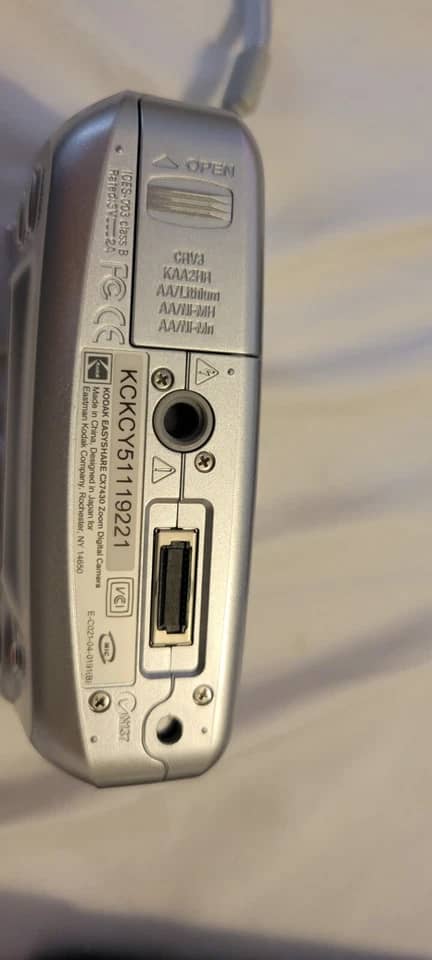 Kodak EasyShare CX7430 Digital Cameras Silver New Body Only