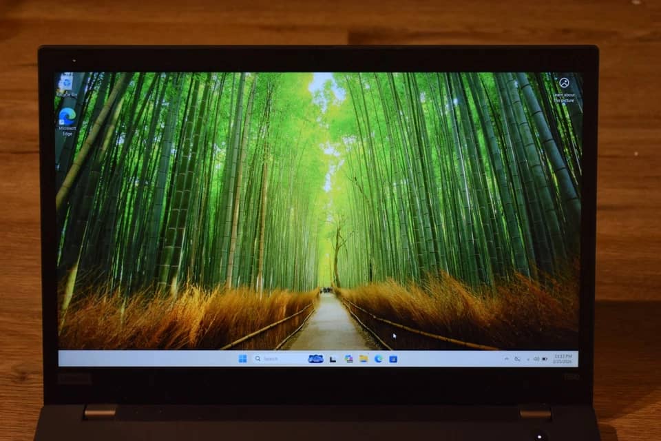 Lenovo ThinkPad E590 Computers
