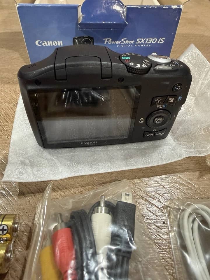 Canon PowerShot Sx130 IS Digital Cameras Black Refurbished - Excellent Body Only