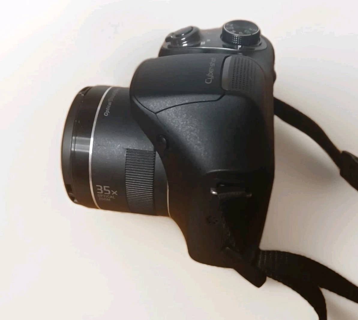 Sony Cyber-shot DSC-H200 Digital Cameras Black New Body Only