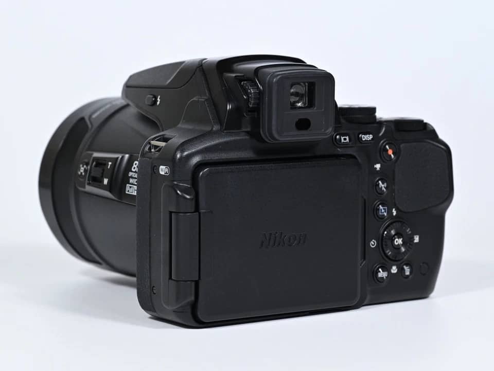 Nikon COOLPIX P900 Digital Cameras Black New Body Only