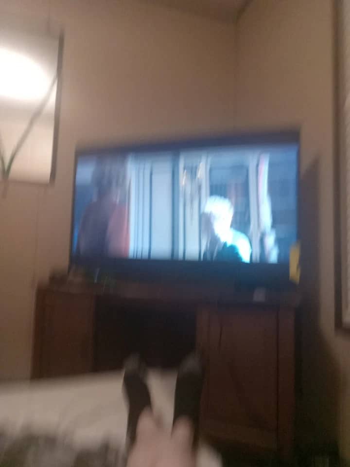 Amazon AU8000 TVs