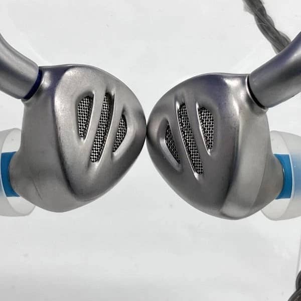 FiiO FH9 Headphones & Earbuds Titanium New