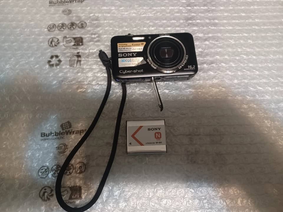 Sony DSC WX7 Digital Cameras Silver New Body Only