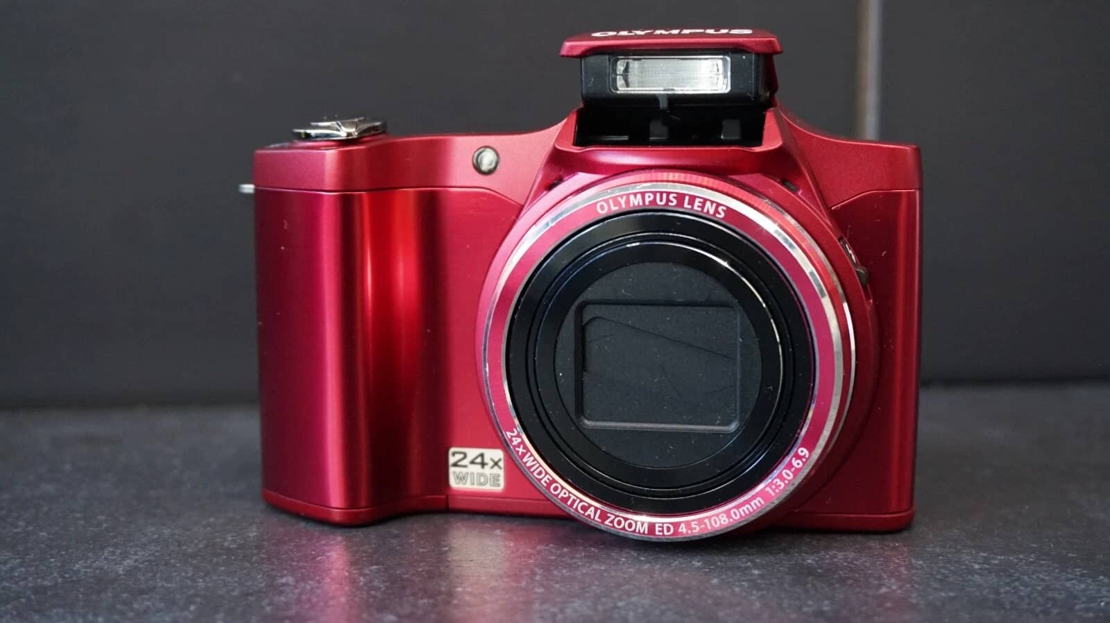 Olympus sz-14 Digital Cameras Silver New Body Only