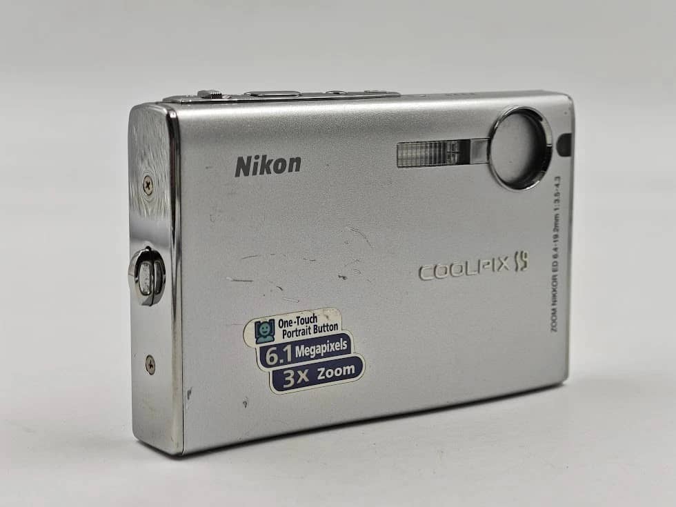 Nikon s9 Digital Cameras Gray New Body Only