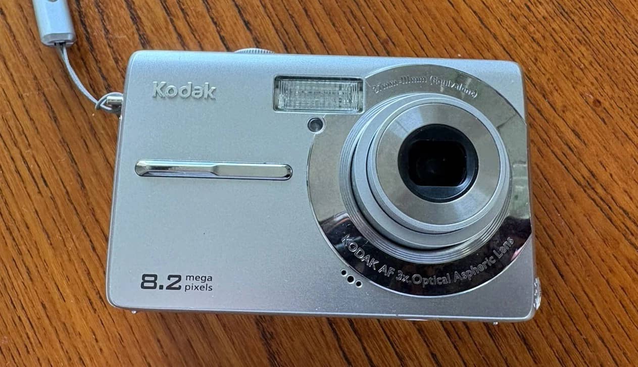 Kodak EasyShare MD853 Digital Cameras Silver Used - Good Body Only