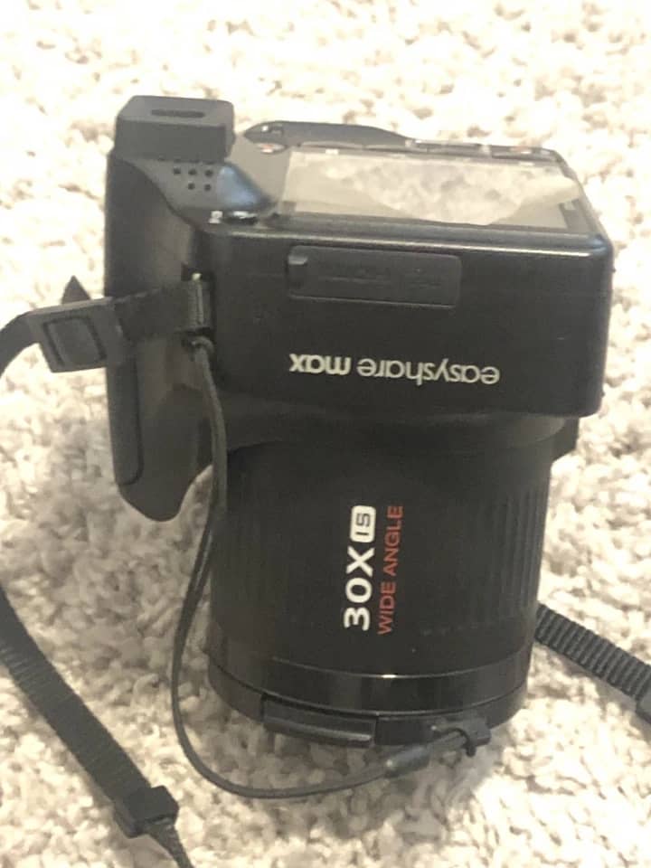 Kodak EasyShare MAX Z990 Digital Cameras Black New Body Only