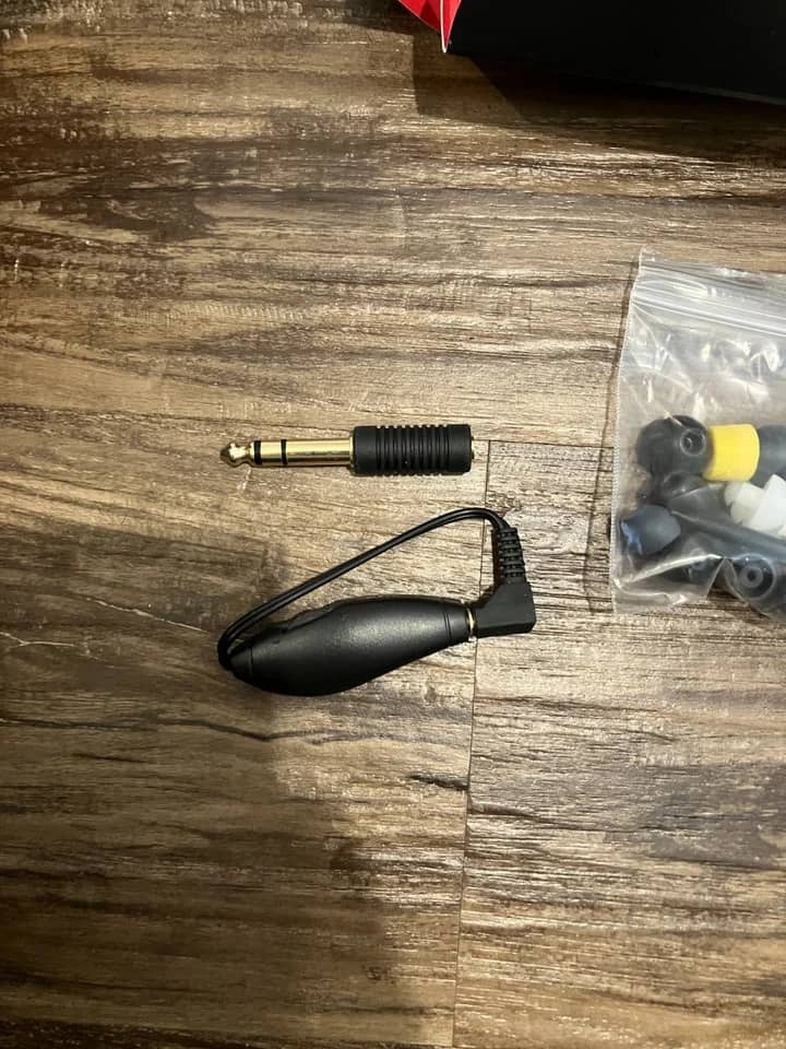 Shure SE535 Headphones & Earbuds Transparent New