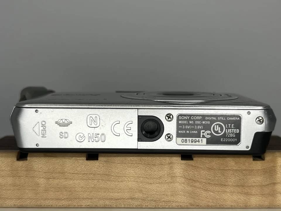 Sony Cyber-shot DSC-W310 Digital Cameras Silver New Body Only