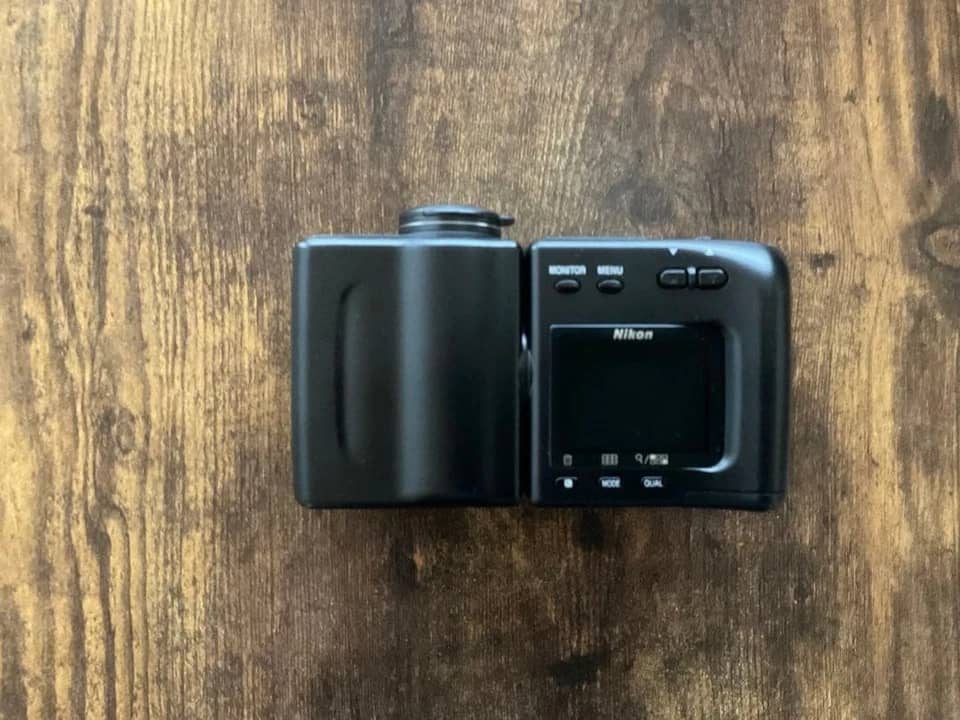 Nikon COOLPIX 950 Digital Cameras Black Used - Good Body Only