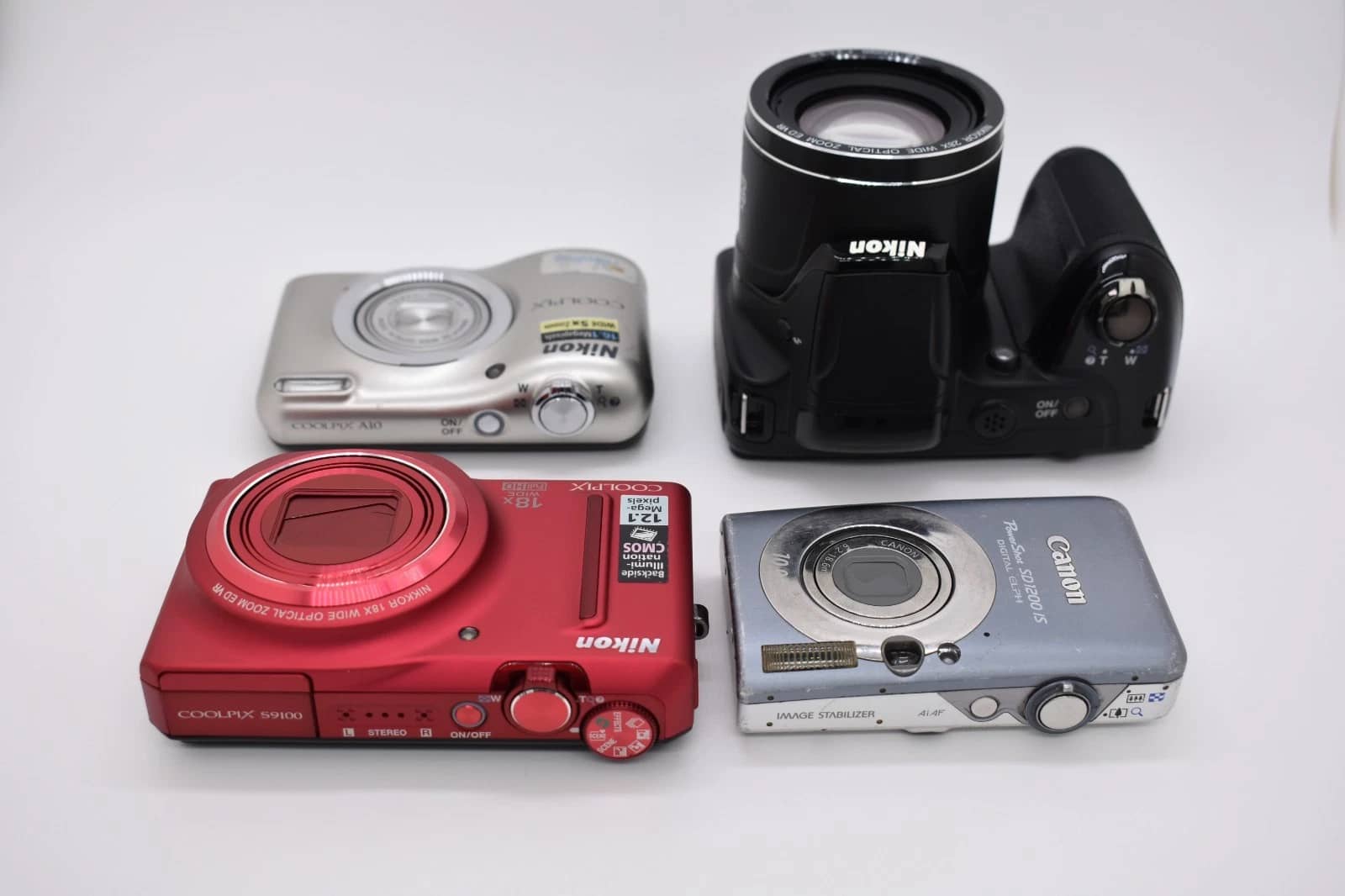 Nikon COOLPIX S9100 Digital Cameras Black New Body Only