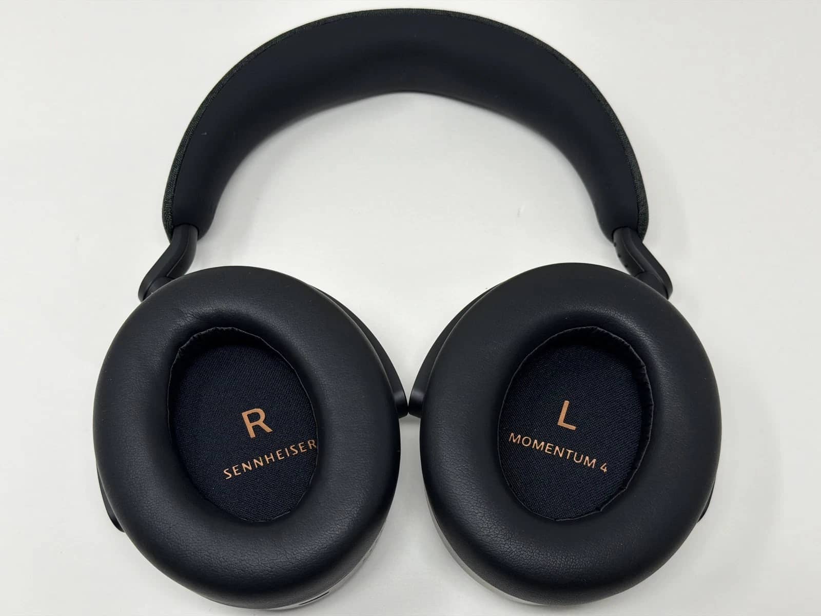 Sennheiser MOMENTUM Headphones & Earbuds Black New