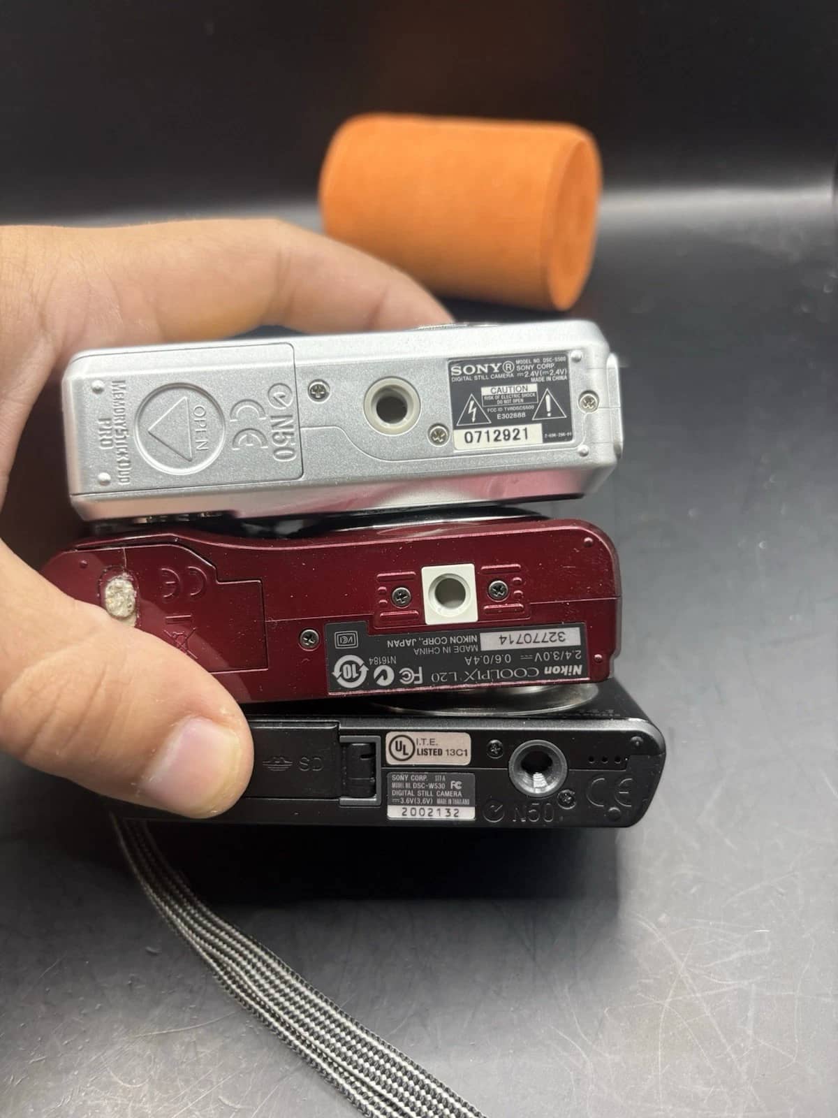 Sony Cyber-shot DSC-S500 Digital Cameras Silver New Body Only